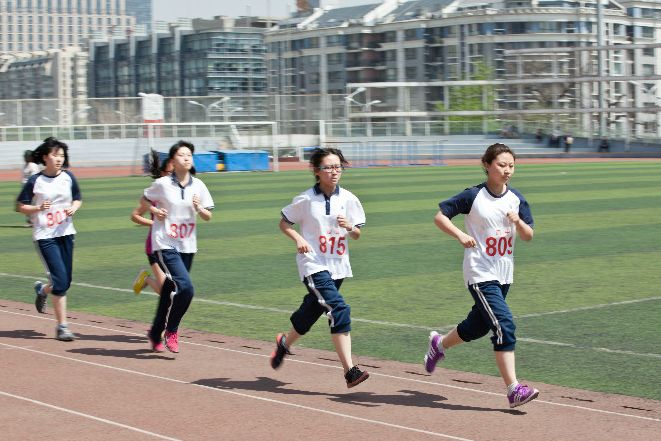 中考體育考試50米短跑多少秒算正常？