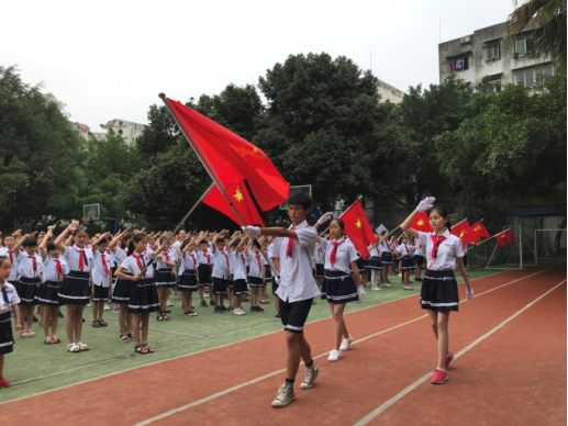 眉山育英實(shí)驗(yàn)學(xué)校的辦學(xué)特色是什么？