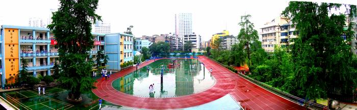 成都石室聯(lián)合中學(xué)地理位置在哪兒？