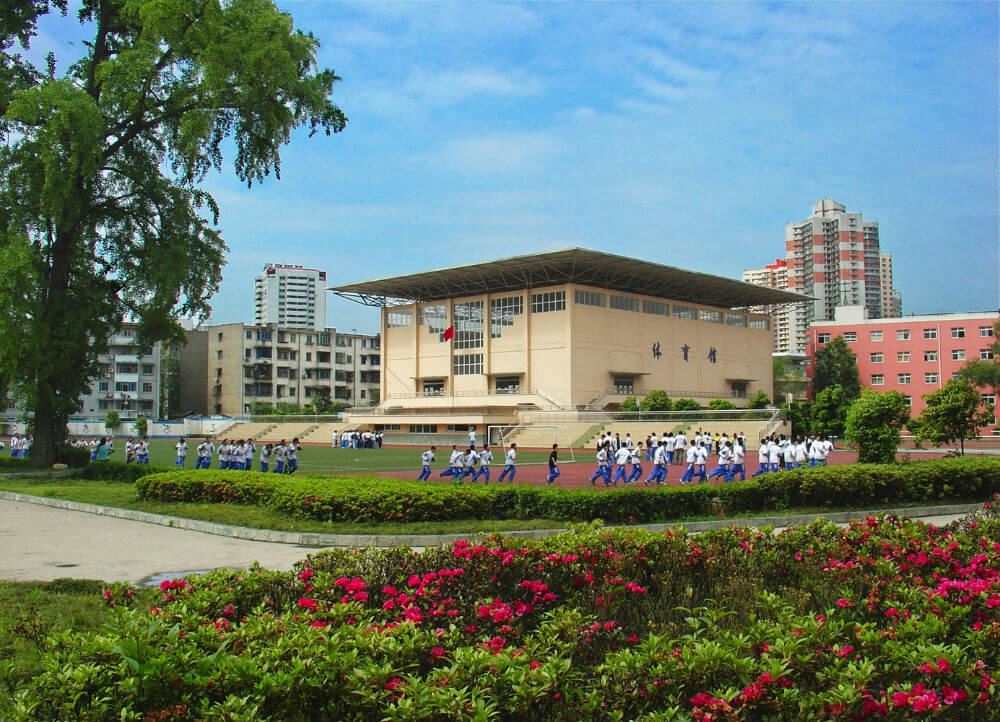 成都第八中學2019年收費標準