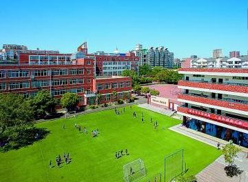 成都石室雙楠實(shí)驗(yàn)學(xué)校地理位置在哪兒？