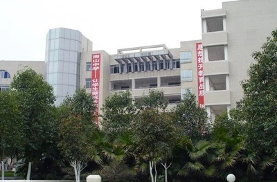 綿陽南山中學校園風采