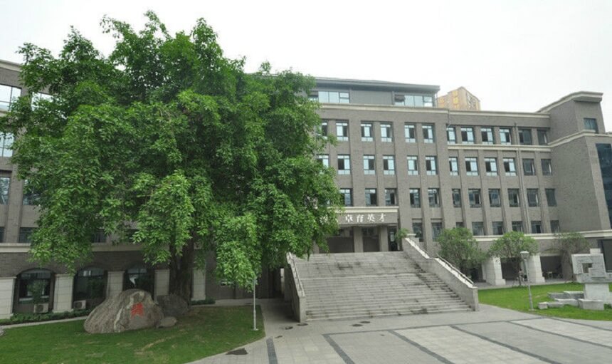成都樹德中學(xué)校園環(huán)境怎么樣？