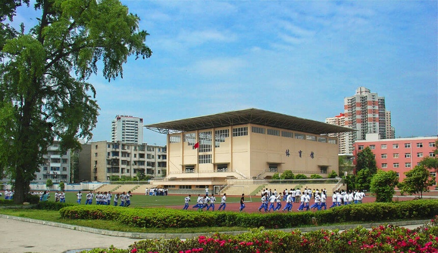 成都鐵路中學(xué)在哪？