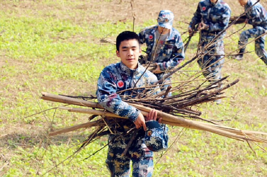四川大學(xué)附屬中學(xué)地址在哪里？