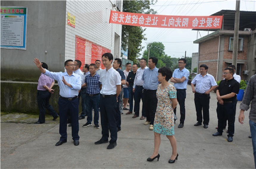 龍正中學(xué)2020年中考分?jǐn)?shù)線是多少？