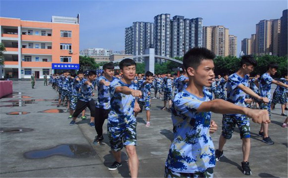內(nèi)江十中2020年中考錄取分?jǐn)?shù)線多少分？