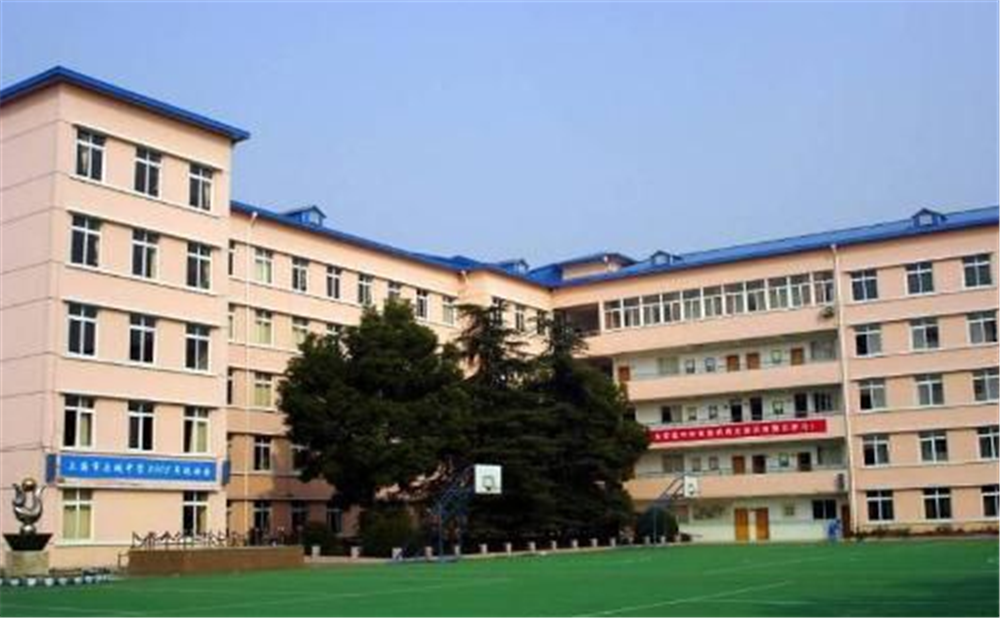 閬中市水觀中學(xué)學(xué)校招辦電話是多少？