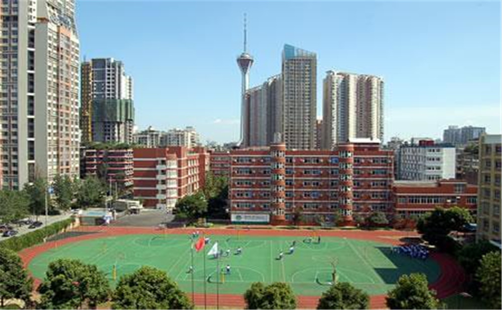 北師大成都實(shí)驗(yàn)中學(xué)的高中怎么樣？