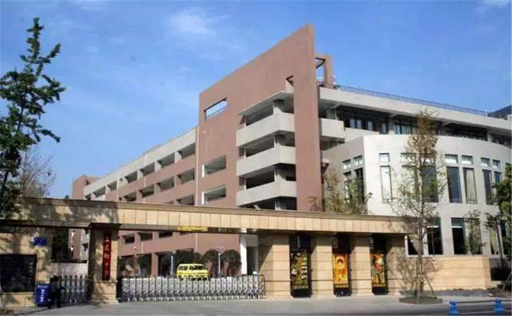 成都市田家炳中學(xué)2020年招生計(jì)劃是多少？