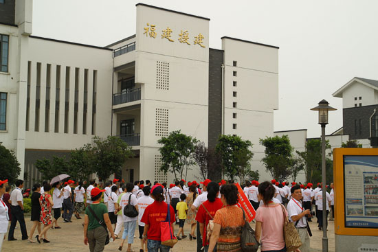石室白馬中學(xué)2020年的招生計劃在哪兒看？