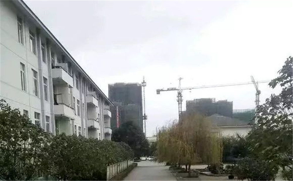 淮口中學(xué)去年的錄取分?jǐn)?shù)線是多少？