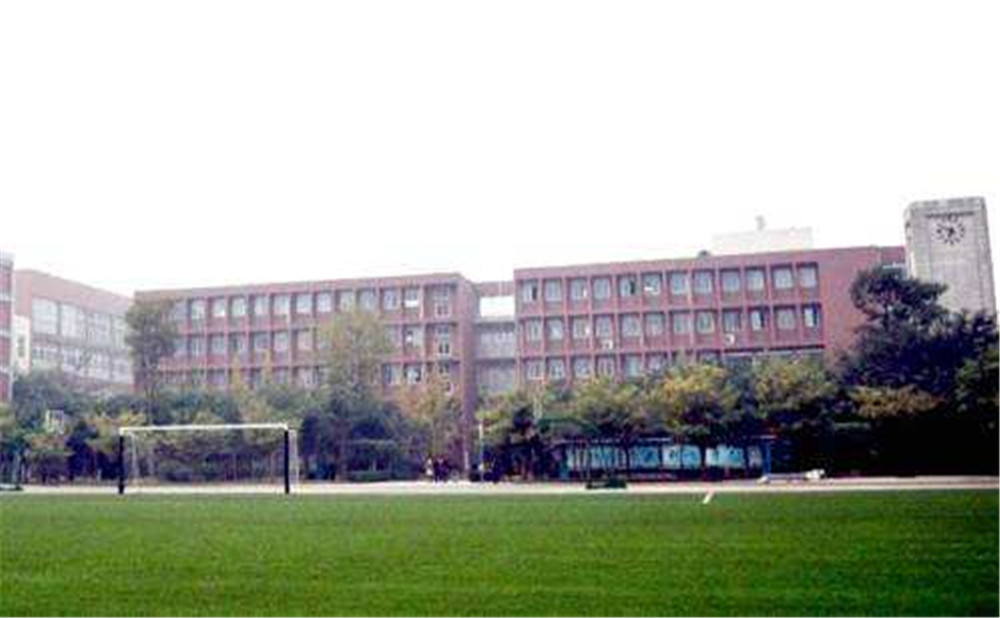 電子科技大學(xué)實驗中學(xué)近三年的錄取分數(shù)是多少？