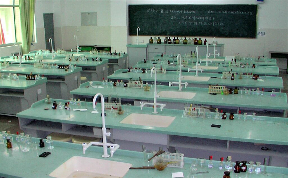 升庵中學(xué)近三年的錄取分?jǐn)?shù)是多少分？