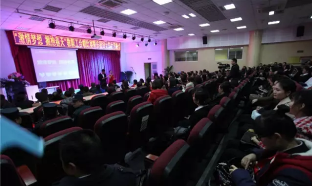 北大附中成都新津?yàn)槊鲗W(xué)校近三年的錄取分?jǐn)?shù)線是多少？