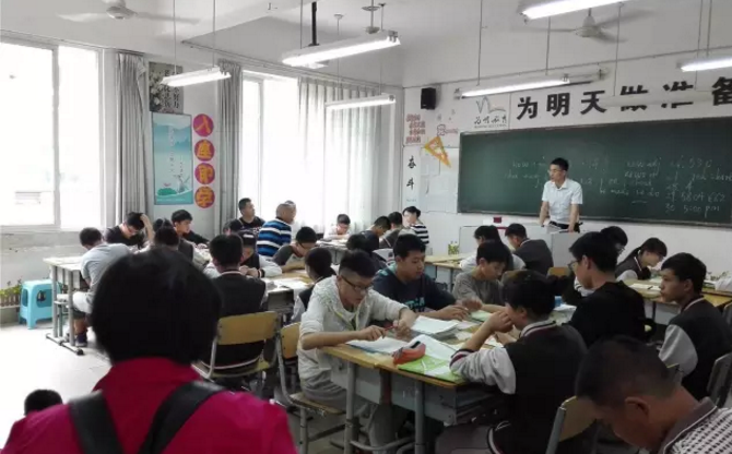 北大附中成都新津為明學(xué)校的住宿環(huán)境怎么樣？