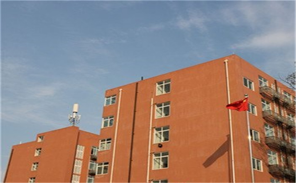 成都實(shí)驗(yàn)中學(xué)高中一年的學(xué)費(fèi)是多少？