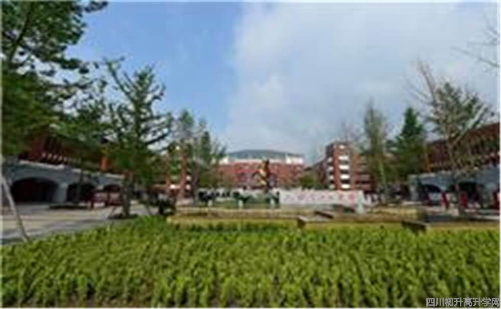 新都一中的住宿怎么樣？