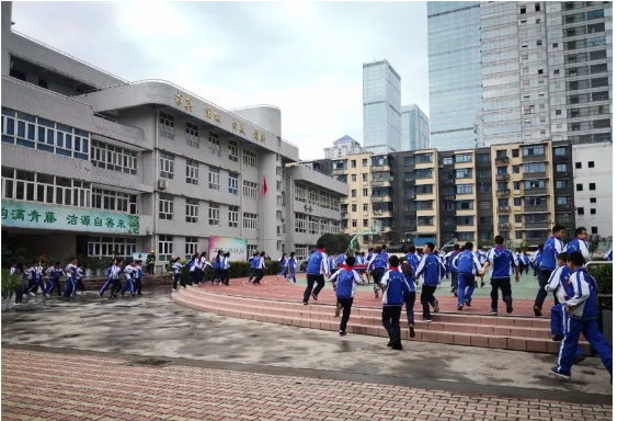 2020成都市第十七中學(xué)的升學(xué)率有多少？