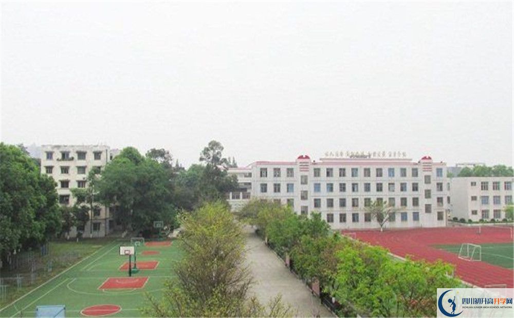 2020年青白江中學(xué)的報名條件是什么？