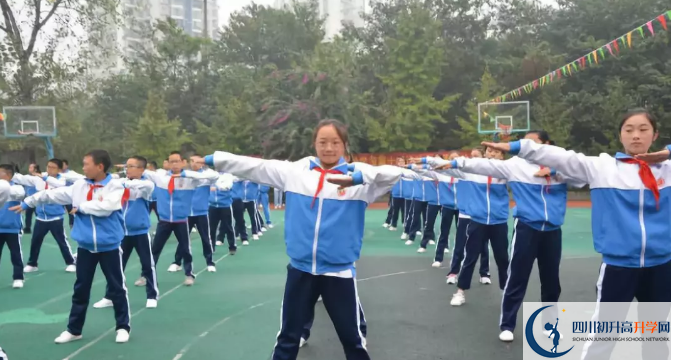 成都市鹽道街中學(xué)的老師好不好？