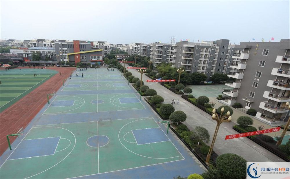 大彎中學的老師好不好？