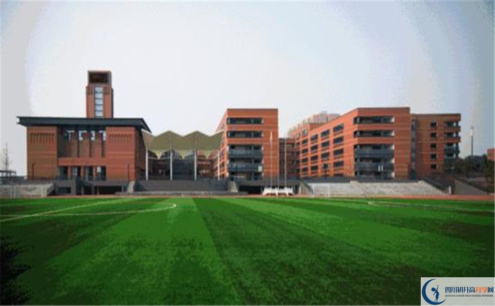 成都實(shí)外新都五龍山學(xué)校的高中住宿好不好？