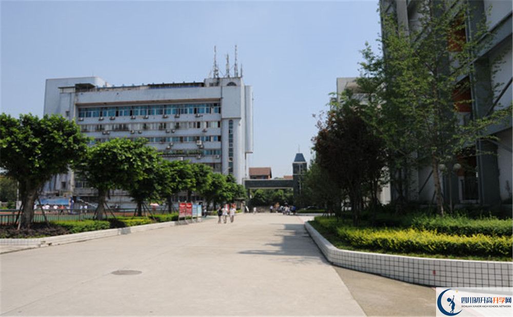 成都鐵路中學(xué)2020年外地招生考試時(shí)間是多久？