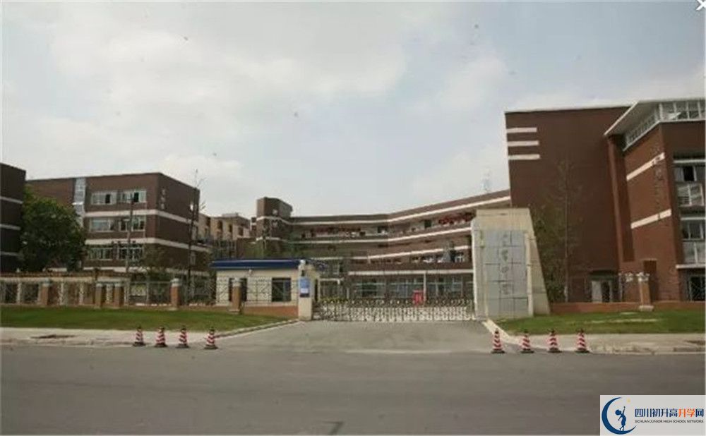 金牛中學2020年清華北大上人數(shù)是多少？