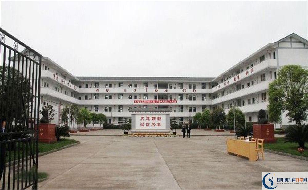壽安中學(xué)2020年清華北大人數(shù)有多少？