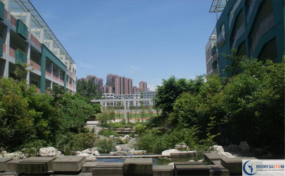 四川師范大學(xué)附屬中學(xué)2020年高中部入學(xué)條件是什么？