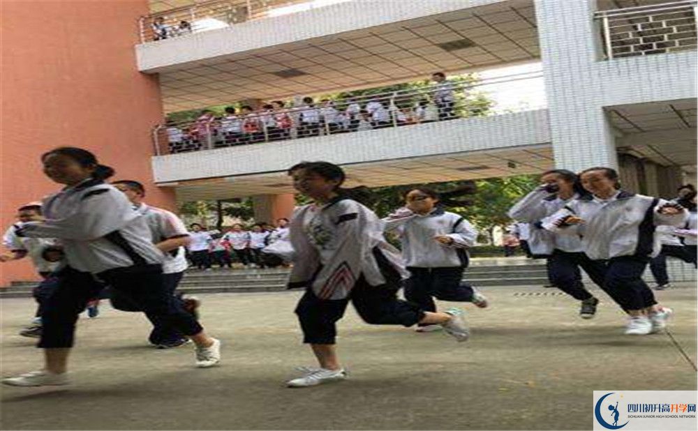 成都樹(shù)德中學(xué)光華校區(qū)地址怎么走？