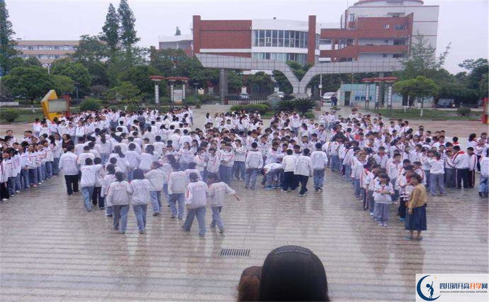 彭州中學2020年被清華北大錄取的學生有多少？