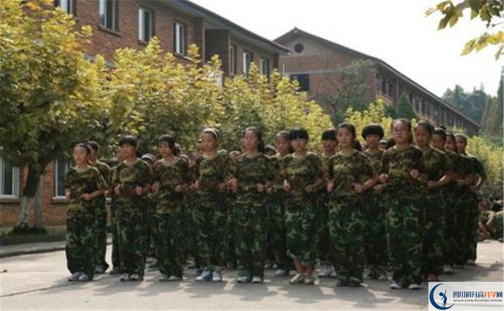 石室聯(lián)合中學(xué)蜀華分校招生考試科目是什么？