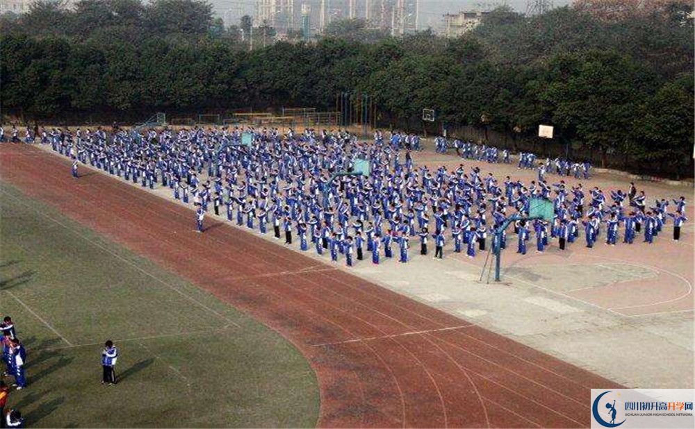 成都市第三十八中學(xué)招生考試科目是什么？