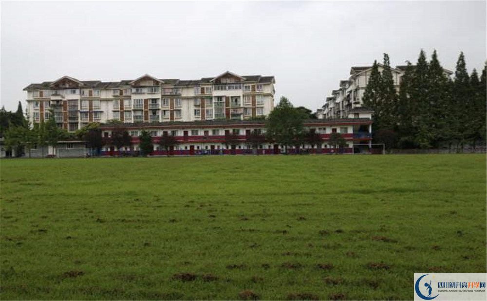光亞學(xué)校的高中住宿怎么樣？