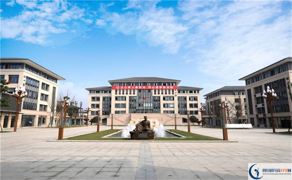 蒲江中學(xué)招生考試科目是什么？