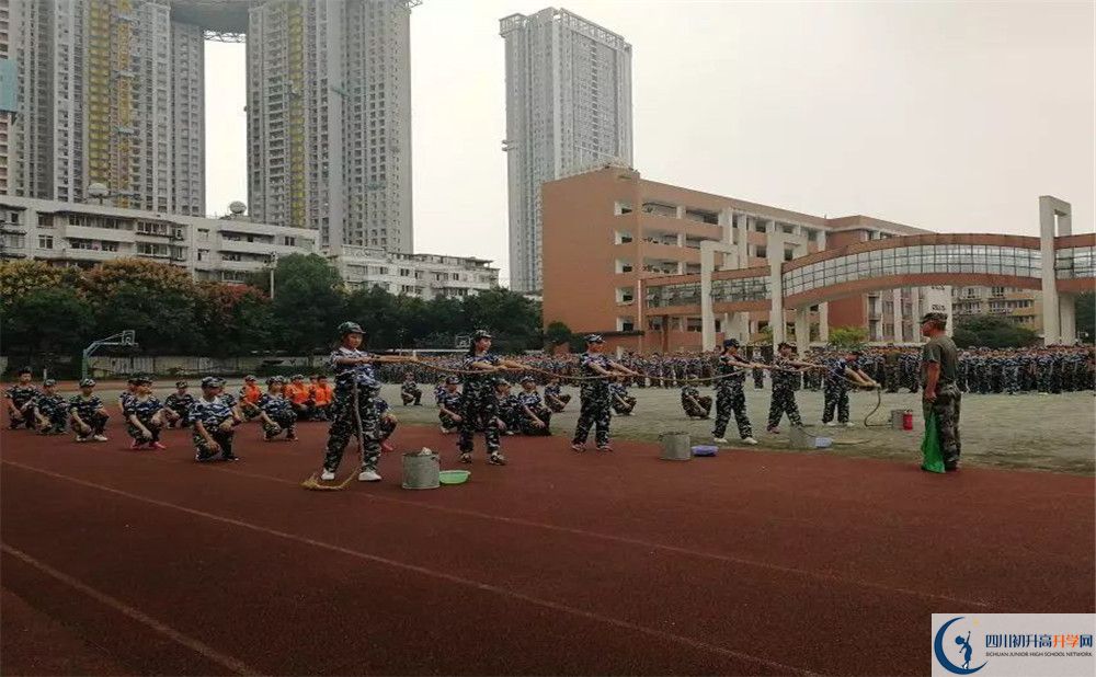 成都十二中（四川大學(xué)附屬中學(xué)）是重點中學(xué)嗎？