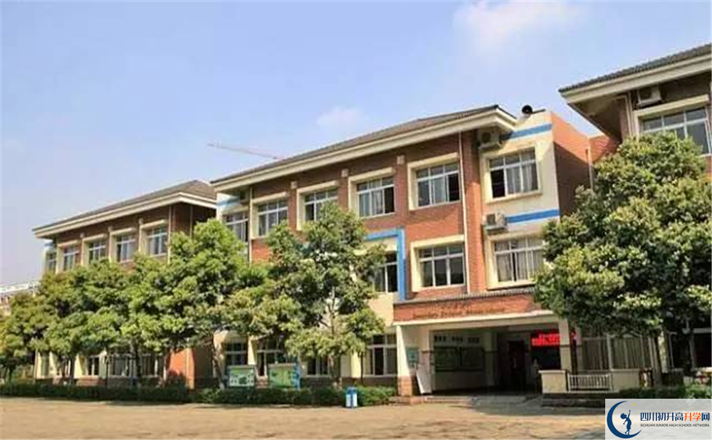 成都美視國際學(xué)校在全國高中排名是多少？