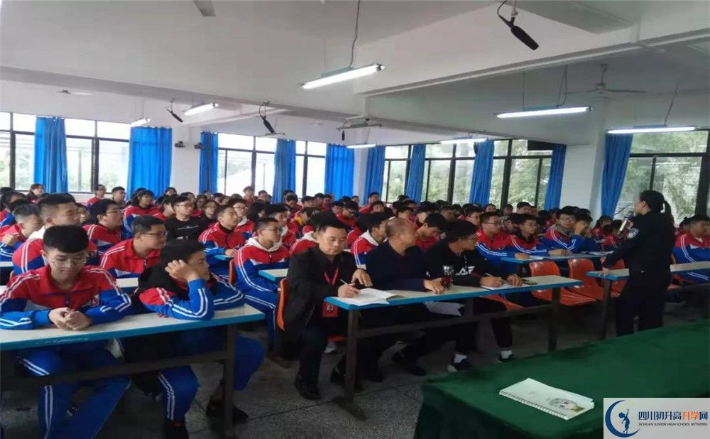 2020成都文武學(xué)校期末試卷數(shù)學(xué)在哪兒看？
