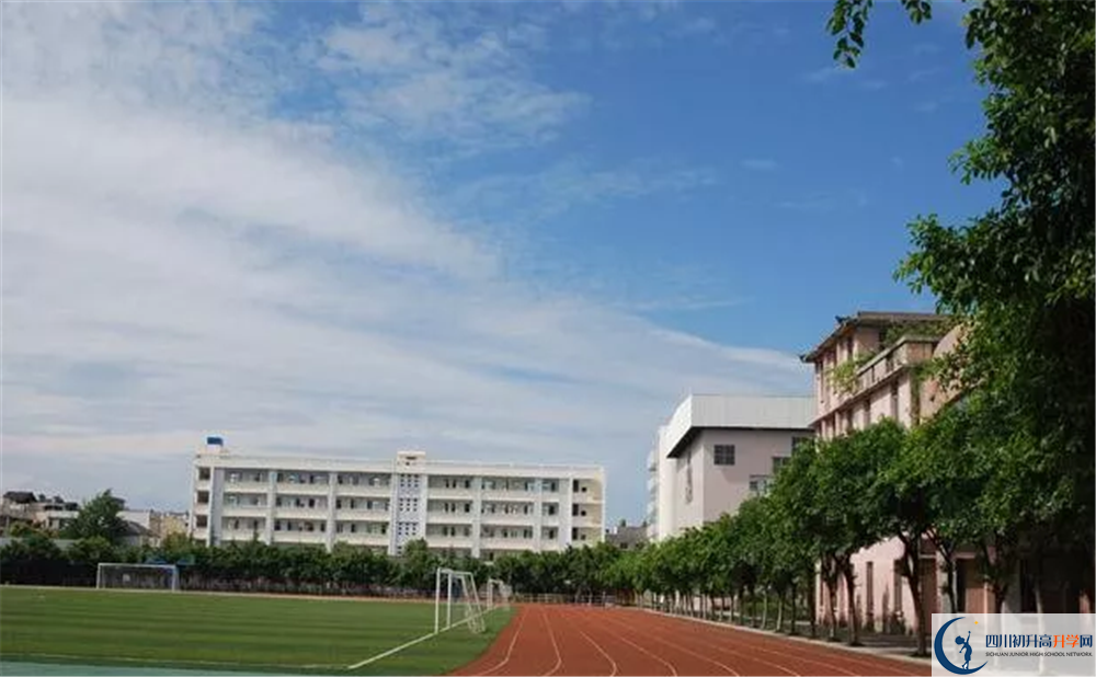 邛崍二中是重點(diǎn)中學(xué)嗎？