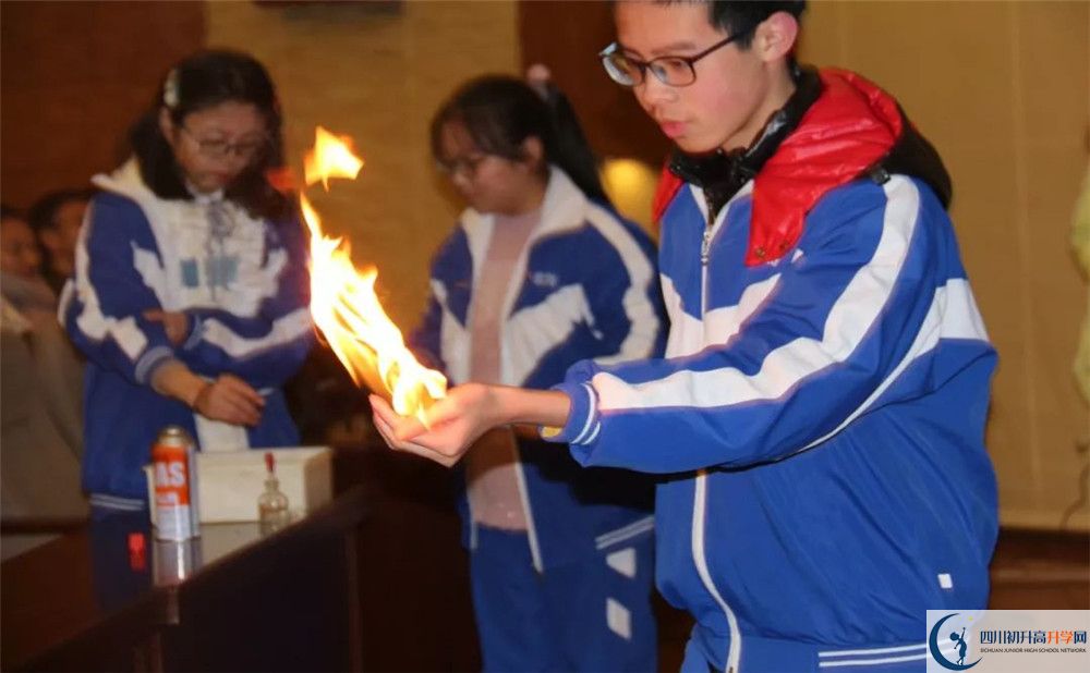 2020成都華西中學(xué)二診數(shù)學(xué)試題答案在哪看？