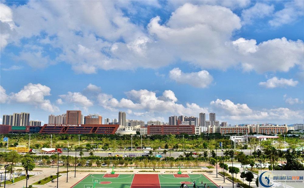 青苗國際雙語學校成都校區(qū)初三課程資源在哪里看？