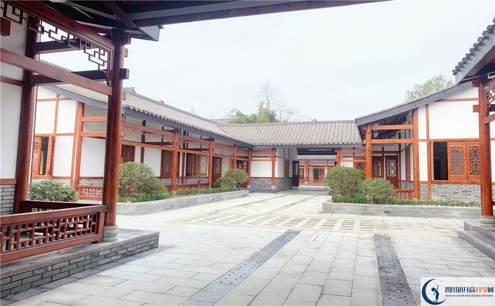 綿實外國語學校2020年好不好？